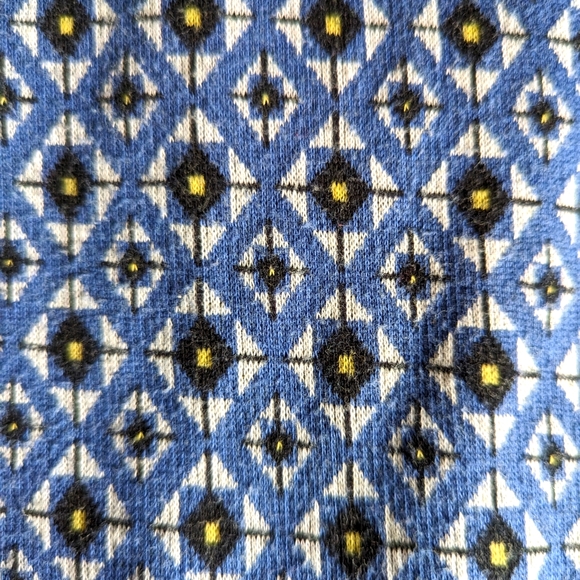 Mini Dresses Cinched at the Waist - Picture 4 of 5